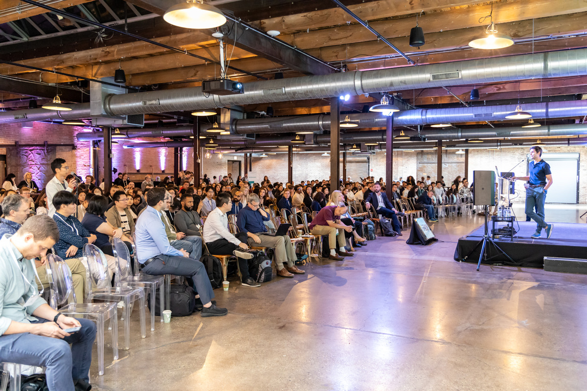 Mikhail Shapiro presents during the Advanced Sensing lightning talks.